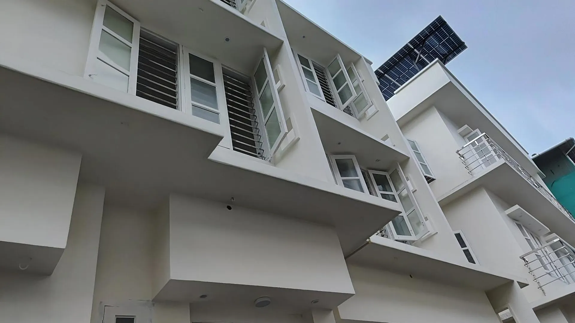 Hotel Sivasarass Rooms Thiruvananthapuram